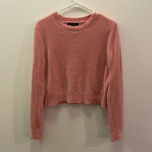 NWOT Forever 21 blush cropped sweater size M